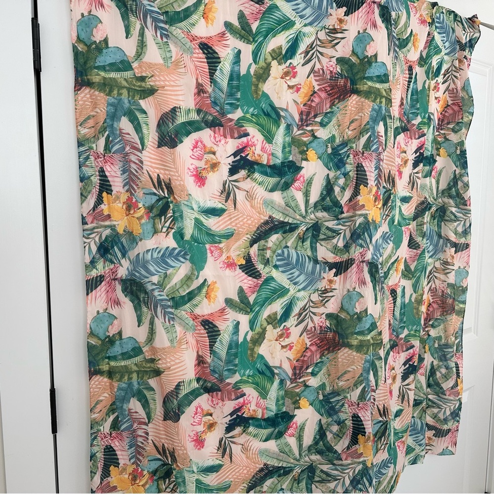 Tropical Print Beach Sarong Wrap - Swim Cover Up - Vacation / Cruise - Picture 4 of 11